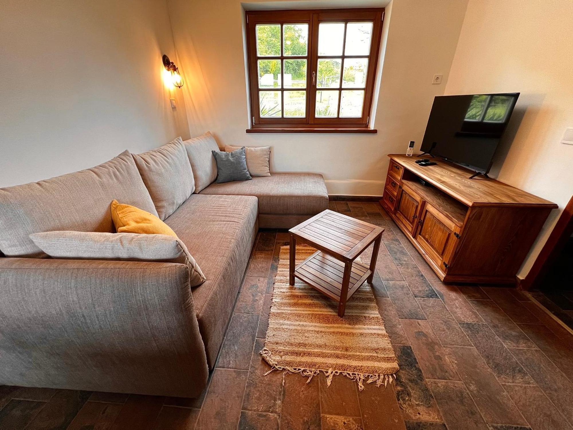 Pilisi Lovas Major, Dorog Bed & Breakfast Luaran gambar