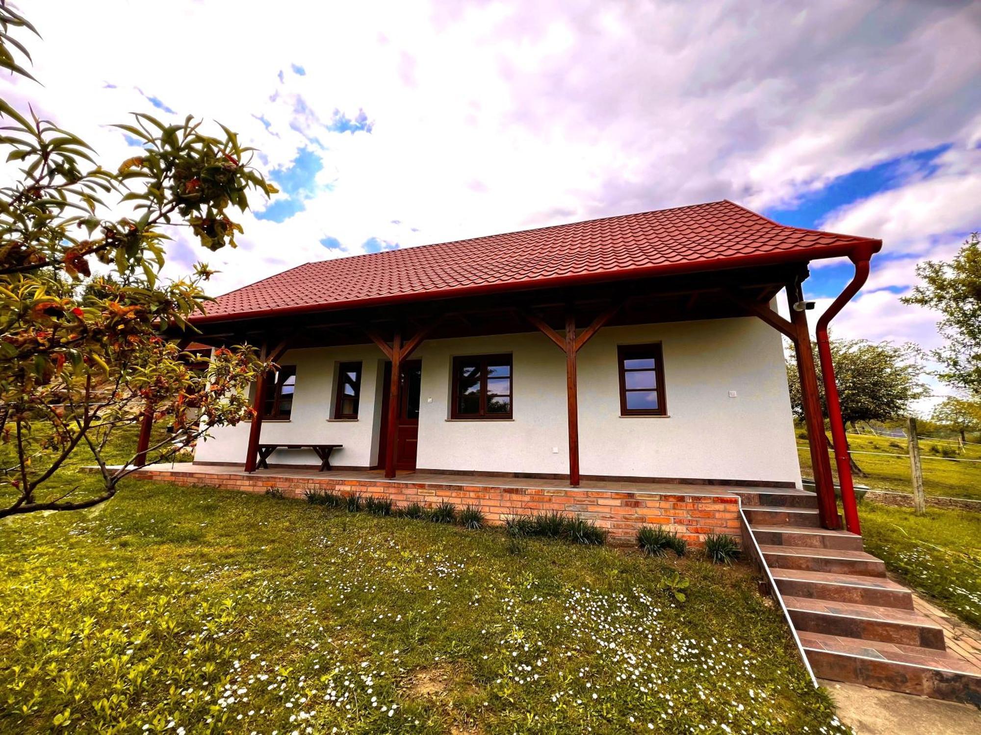 Pilisi Lovas Major, Dorog Bed & Breakfast Luaran gambar